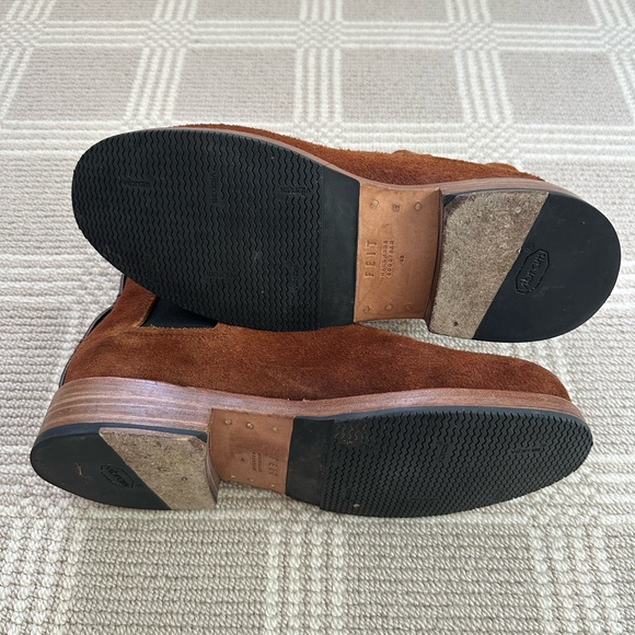 Men’s FEIT Hand Sewn Chelsea Boots in Brown Suede size 42 (9-10 US). Like new - Picture 3 of 8